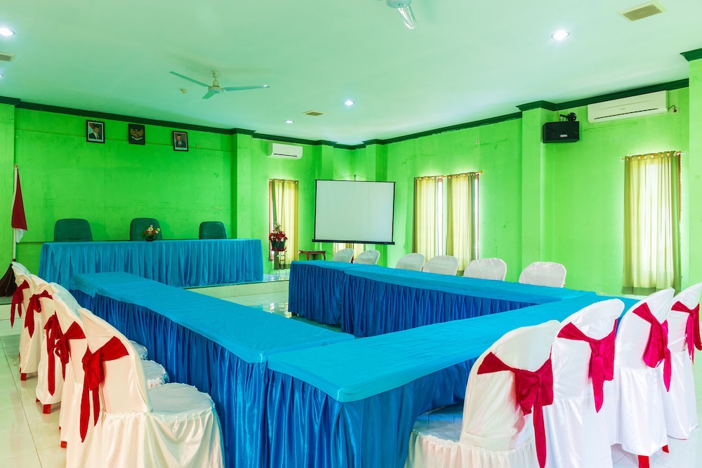 meeting & event spaces