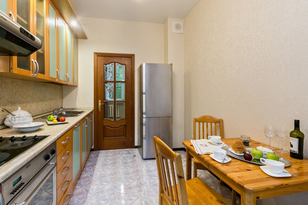 GM Apartment B Kharitonievsiy 5-7