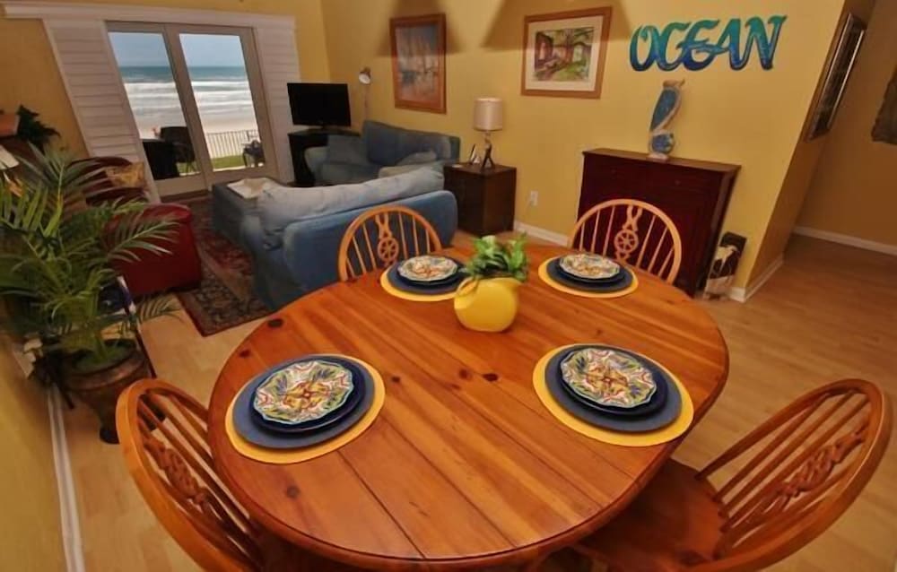 Sea Coast Gardens III 2 Bedroom Condo by Great Ocean Condos