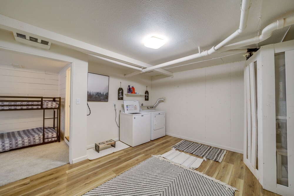 Payson Vacations - Pet-friendly Payson Cabin w/ Game Room! - Property Image 11