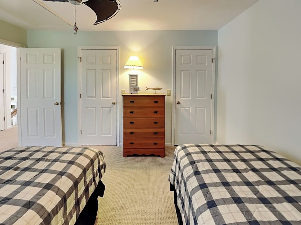 The Pack House by Topsail Realty