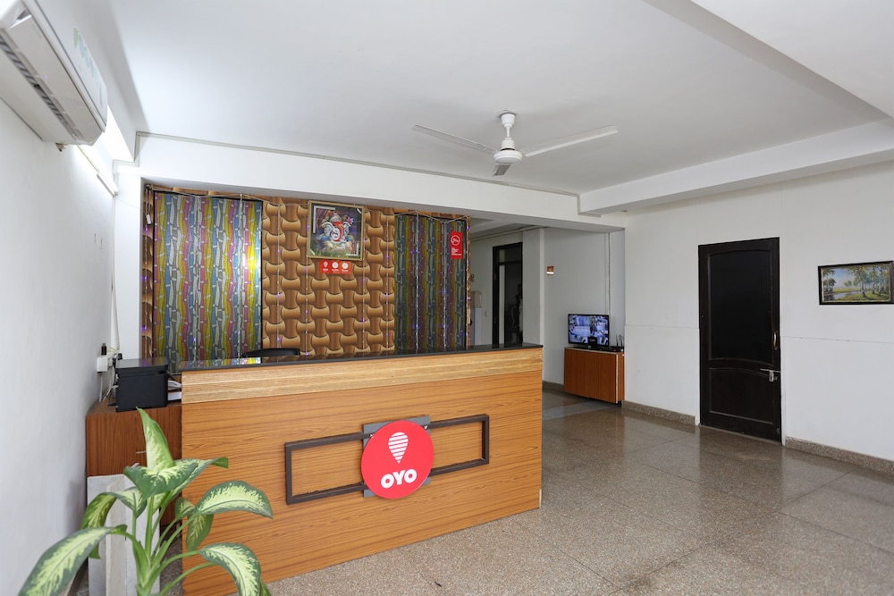 OYO 6540 Tirupati Residency