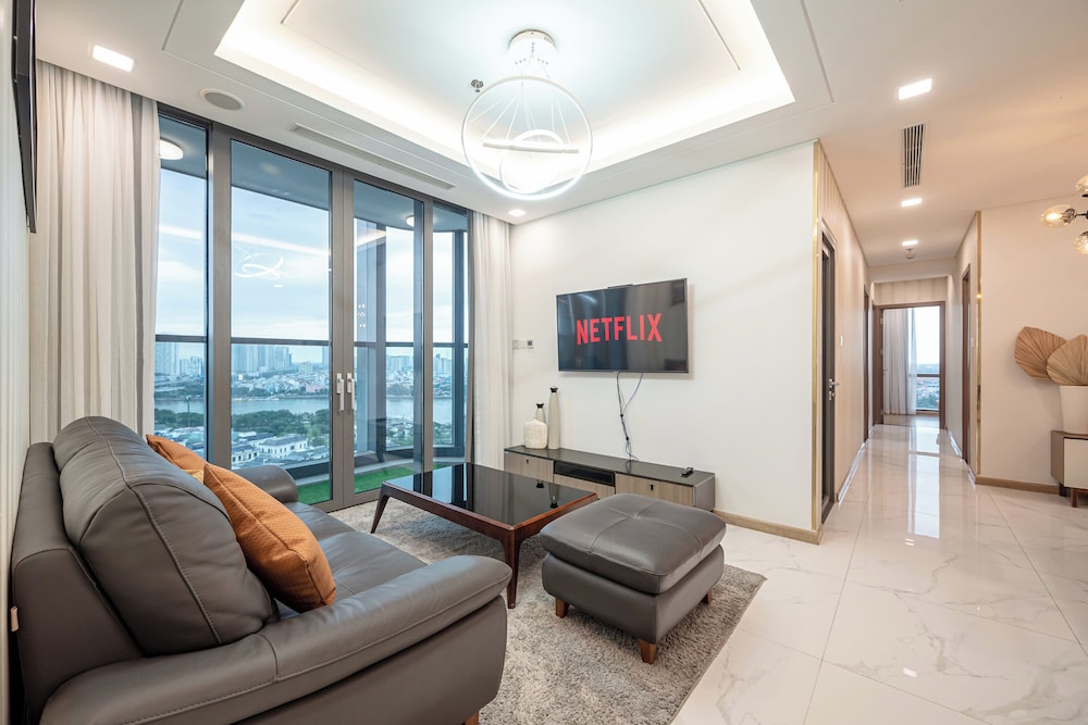 Landmark 81 & Vinhomes - ZEN Saigon Citypoint.