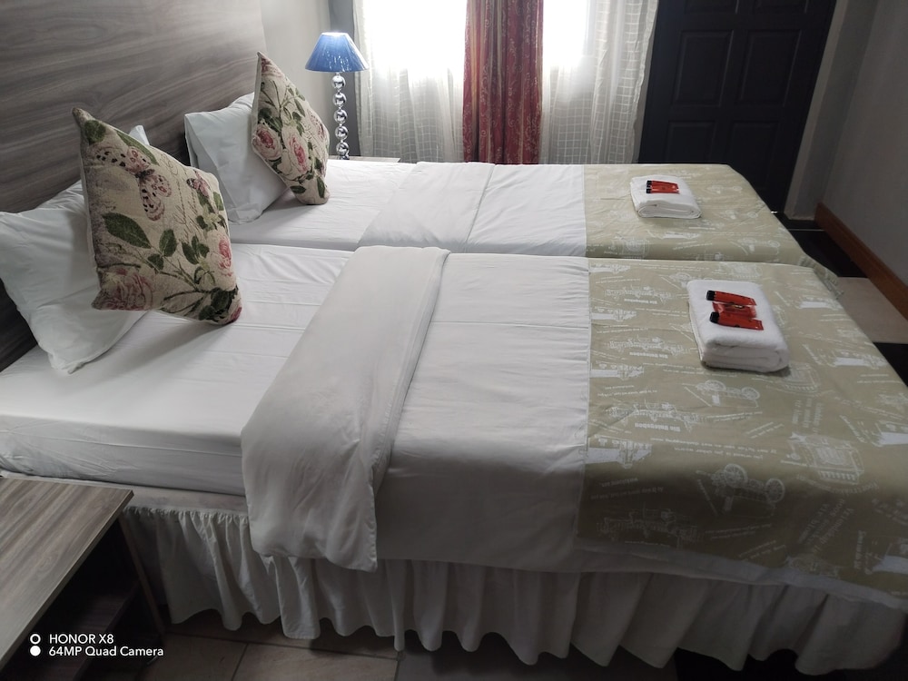 Room in B&B - Home of Peace and Tranquility
