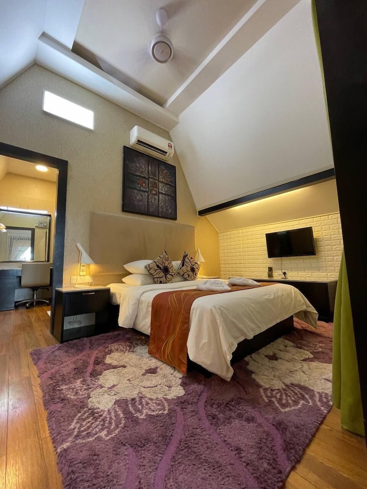 CoralView Perhentian BlueStar