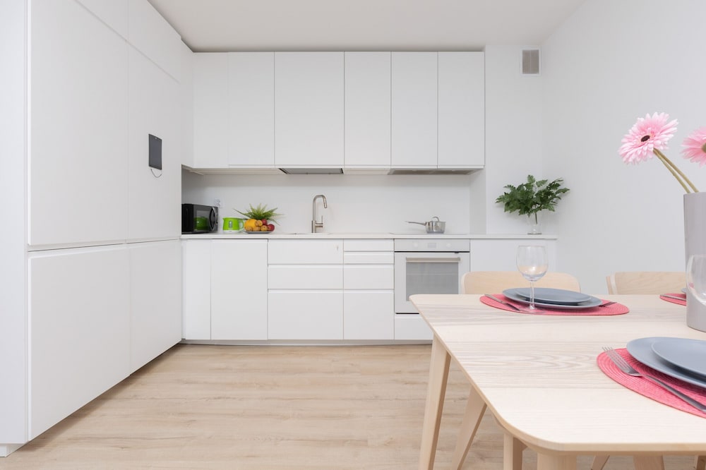 Warsaw Apartment With Terrace by Renters view 5