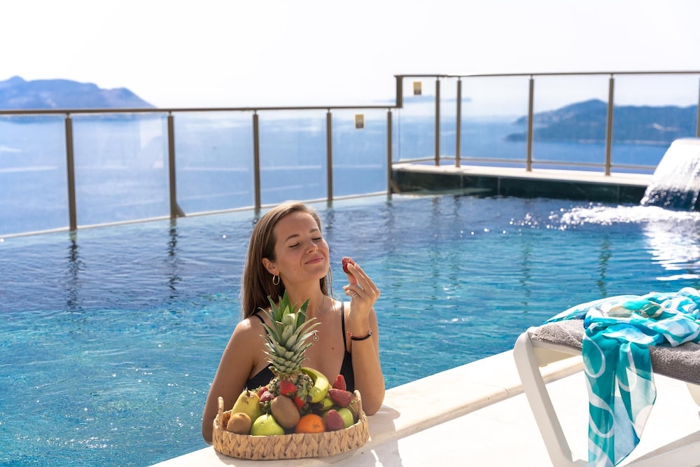 Un Amor Otel (+16) - Image 107