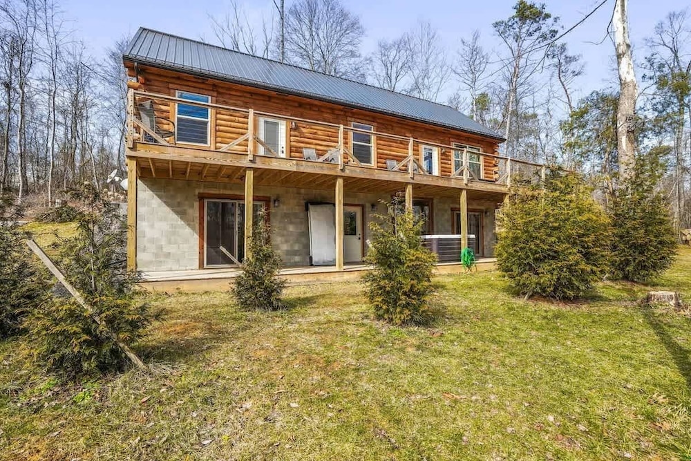 Fern Woods A Modern Take on Hocking Hills Cabins