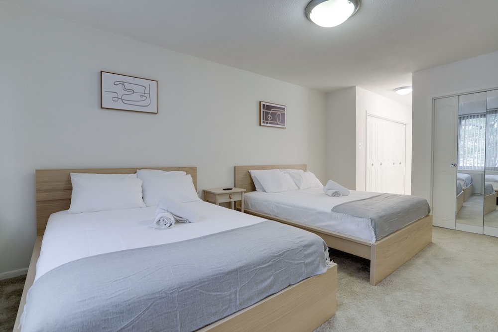 Crystal City Comfortable Apartments