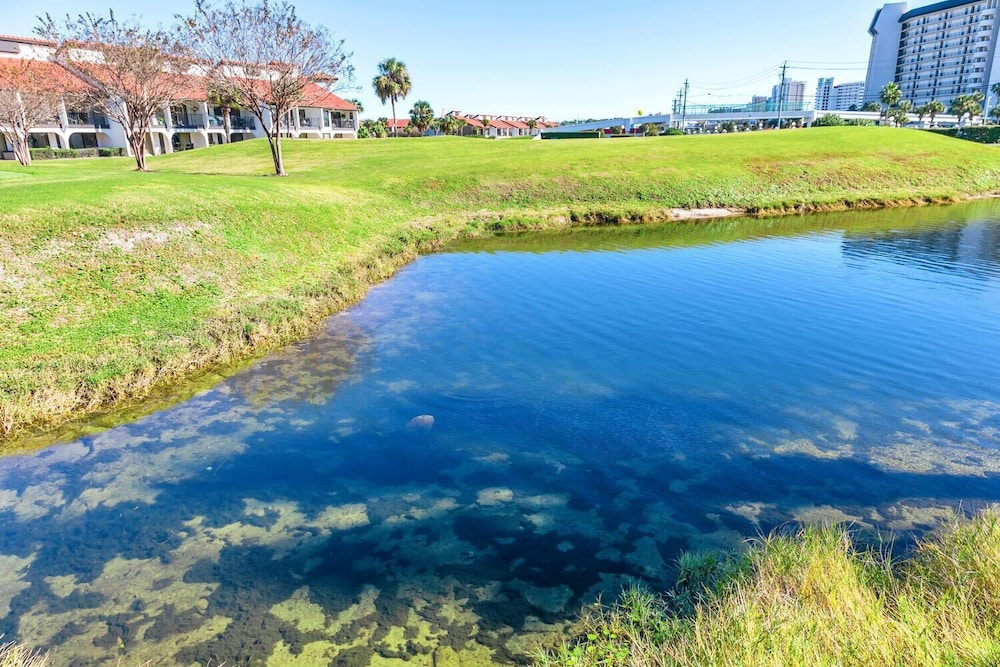 Edgewater Golf Villa 3101