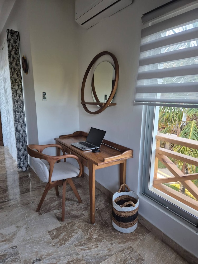 Large 3-bedroom Apartment