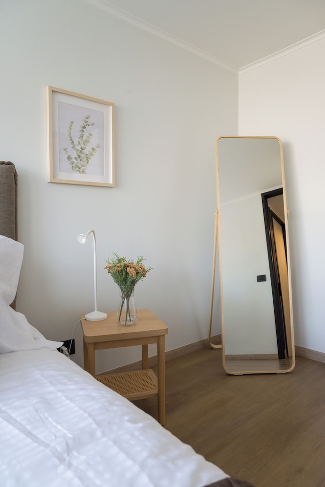 8550 Las Condes Apartments Andes Parking