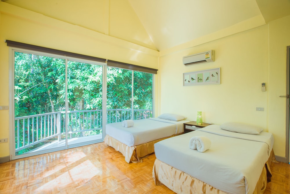 Brookside Valley Resort