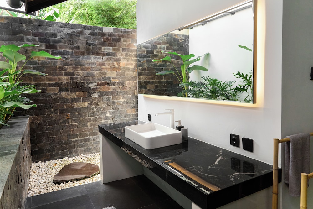 Villa Savaya Canggu Batu Bolong