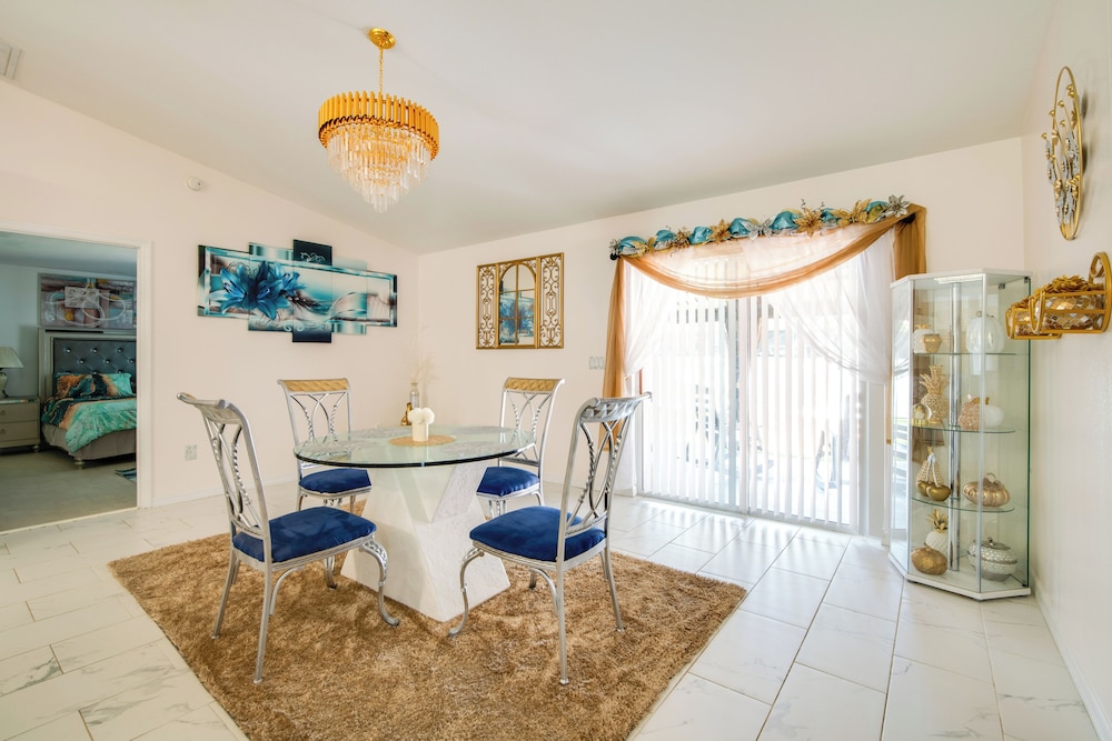 8 Mi to Silver Springs: Tranquil Home w/ Gazebo