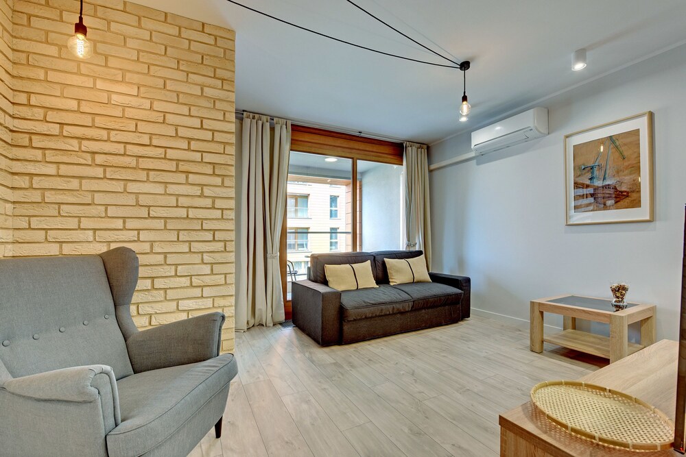 Apartinfo Aura Apartments