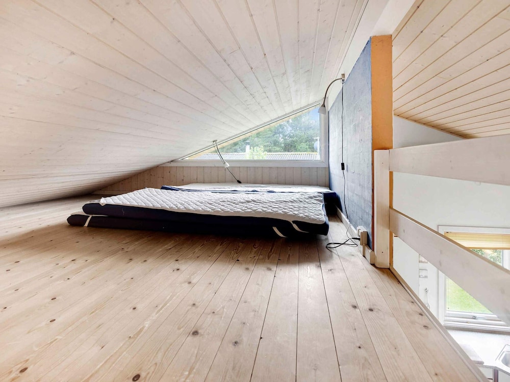 5 Star Holiday Home in Hals