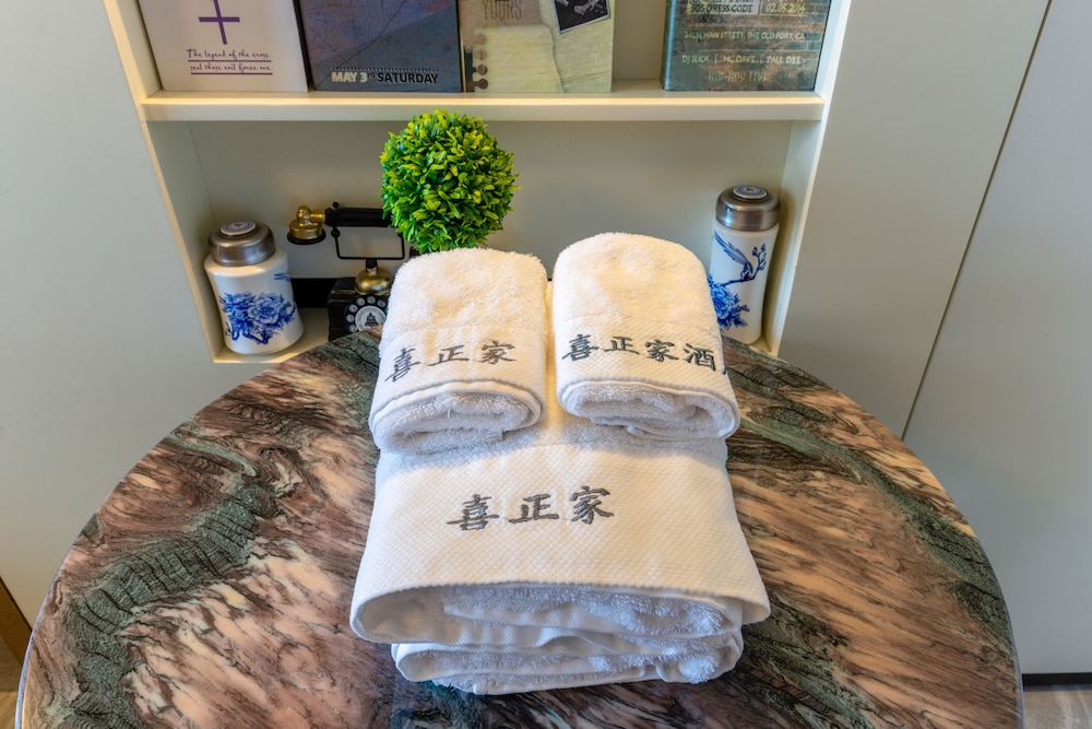 Xizhengjia Apartment Hotel (Guangzhou Financial City Keyun Road subway station store)