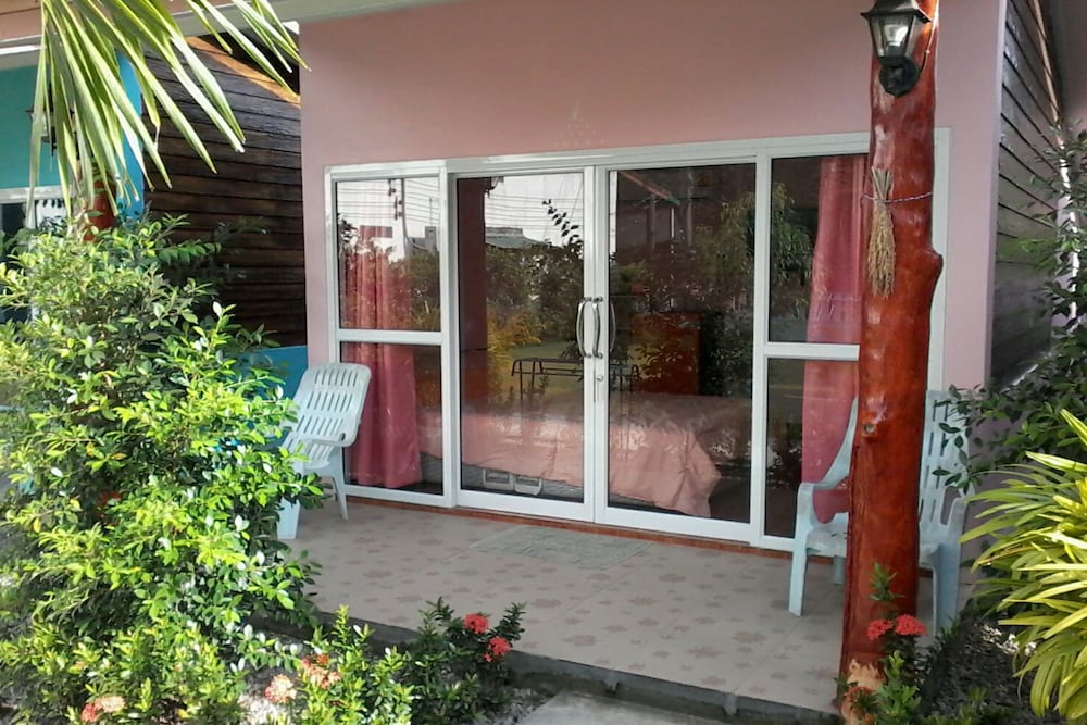 Lucky Bungalow