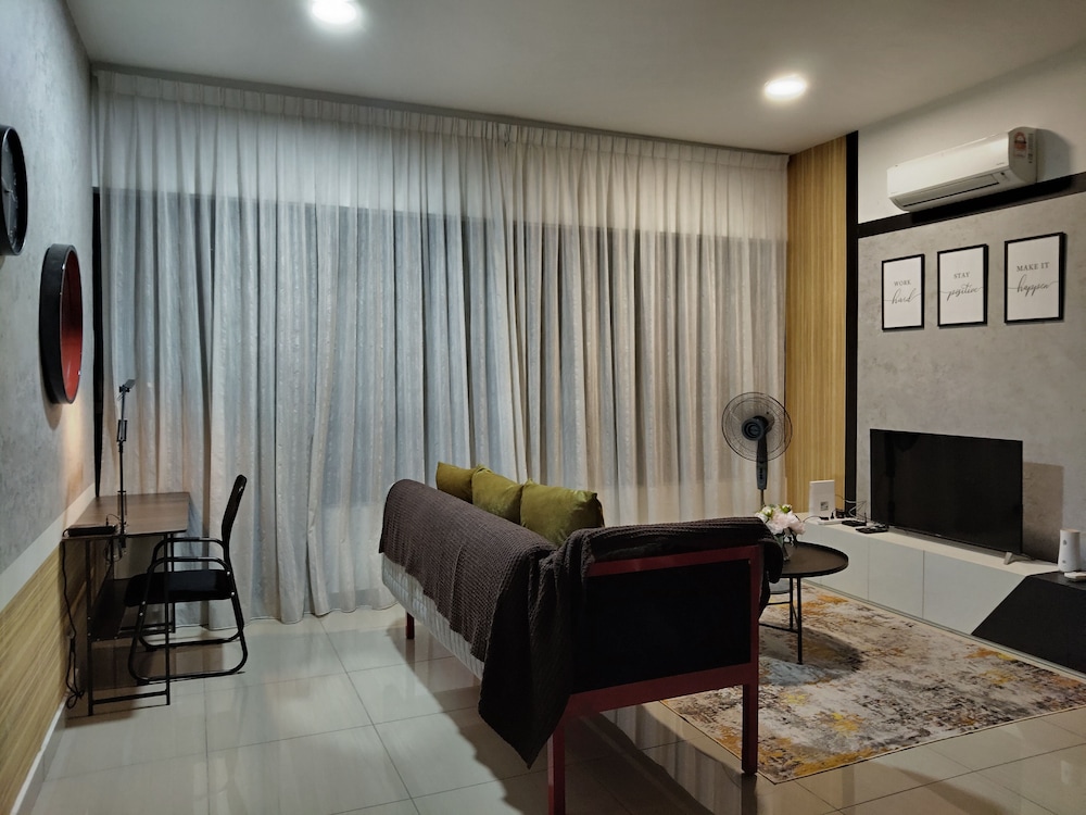 Arte Ampang Klcc 2 BR Homestay, 4-6 pax