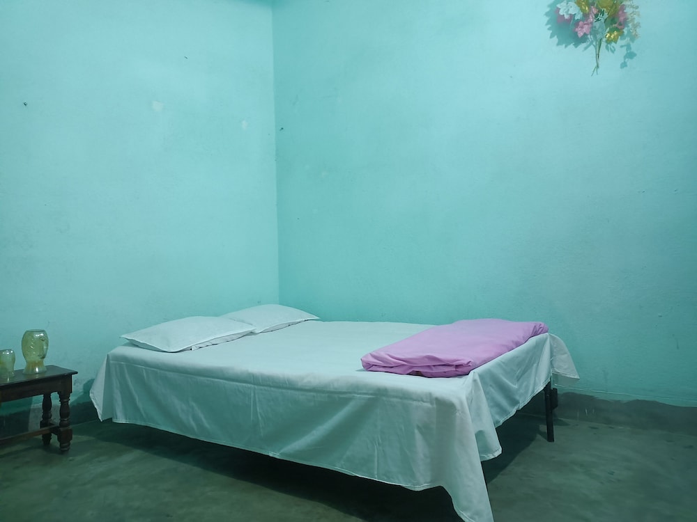 santosh lodge