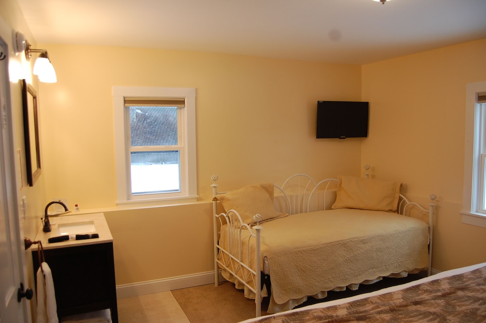 Cranmore Inn