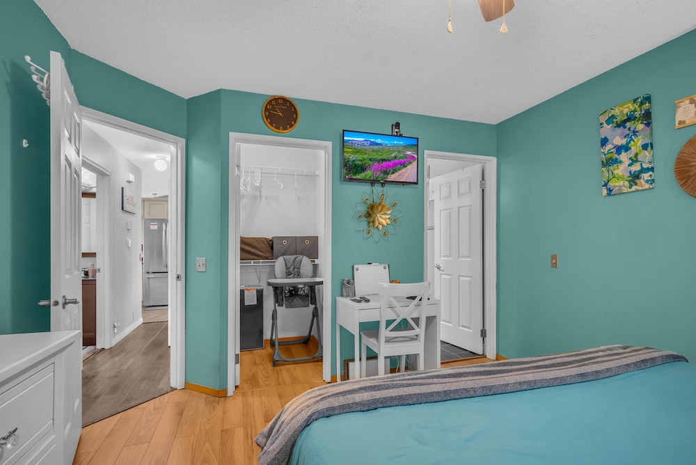 33 Executive Home A C Airport