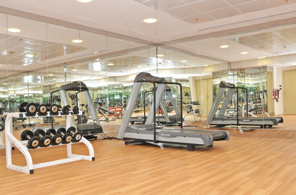 Abu Dhabi Vacations - Ramee Royal Hotel Apartments - Property Image 13