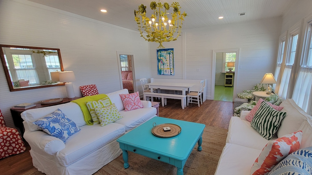 Twelve Palms Cottage by Tybee Vacation Rentals