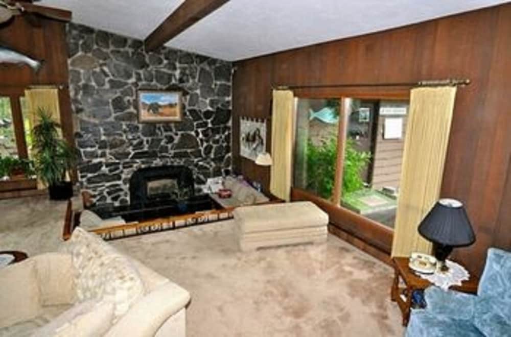 Soldotna Alaska Fishing Lodge