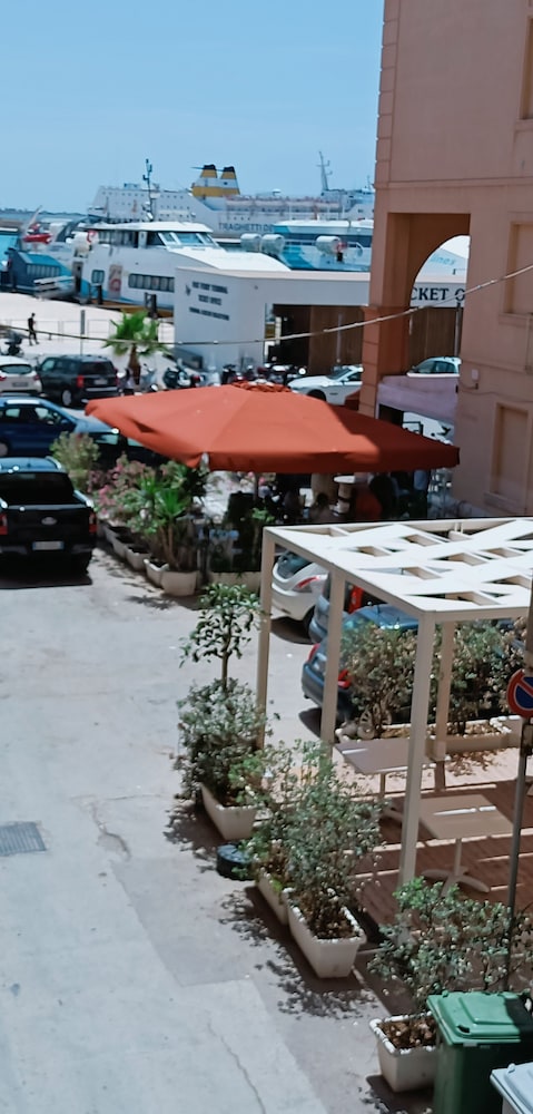 Almaran Bed & Breakfast