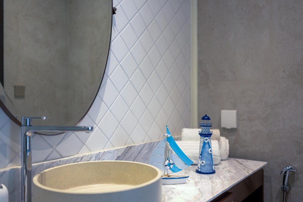 InterContinental Residences 2Bedroom IRA