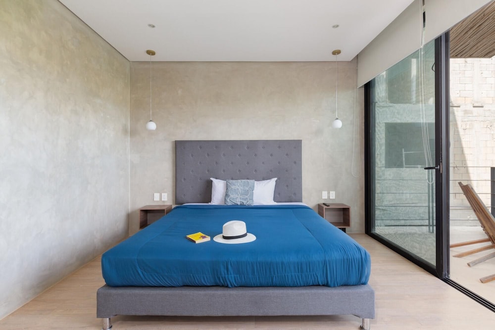 Stunning 2BR Apartment La Veleta Rooftop Pool Amazing Amenities Incredible Jungle View view 2