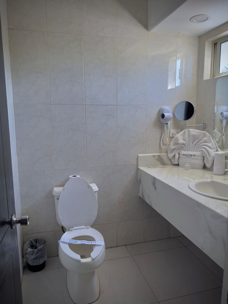Culiacan Vacations - Hotel Maioris Jesus Kumate - Property Image 8