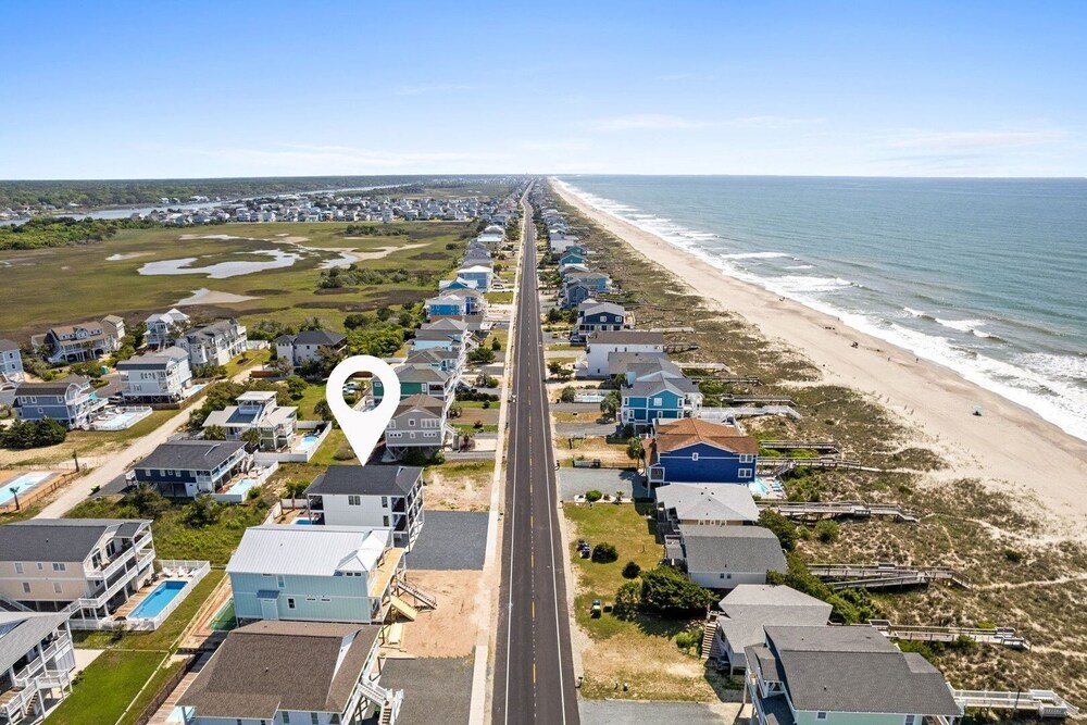 1040 Break / 1040 Ocean Blvd West 4 Bedroom Home by RedAwning