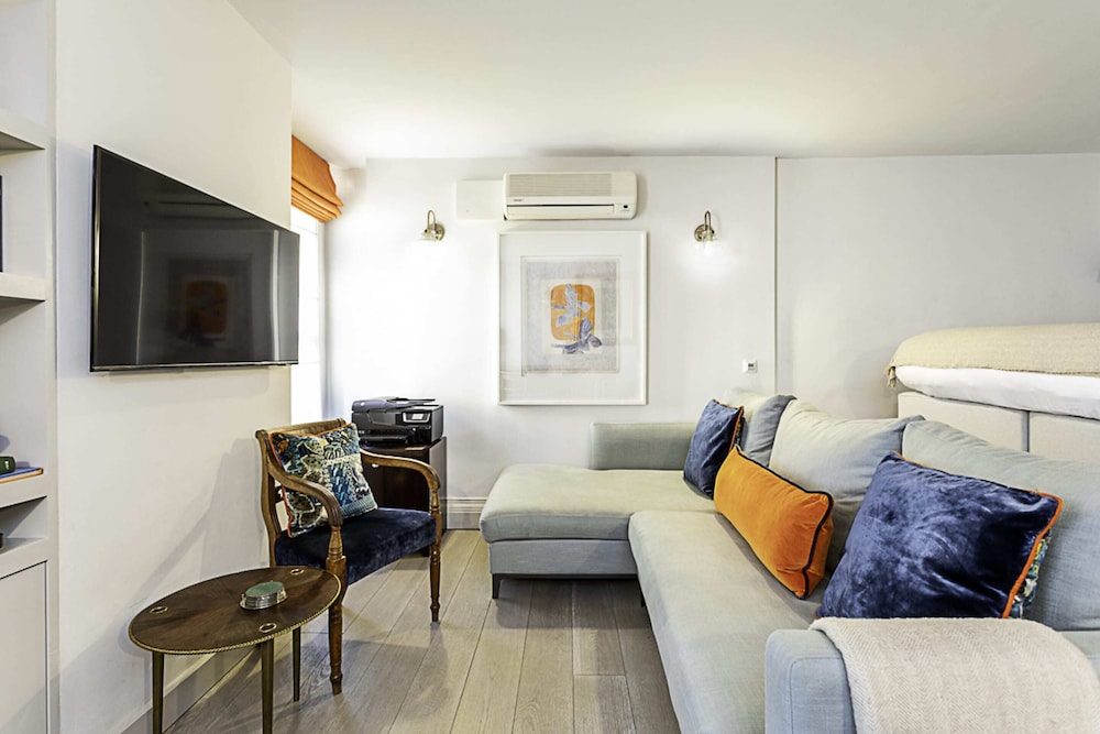 Gorgeous Airconditioned Marylebone Studio