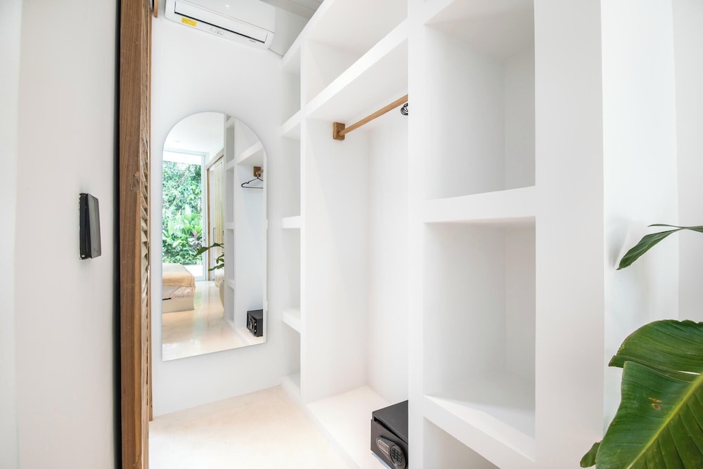 Chic 2BR Villa, 5min to Bingin's Coastal Bliss