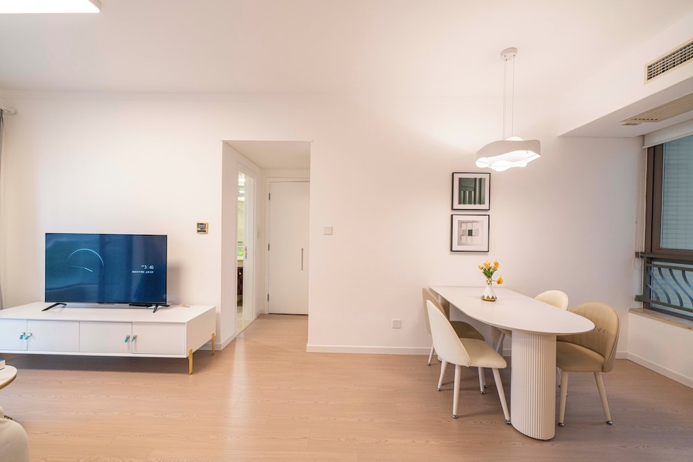 Tyms Stylish 1BR APT Yucui Garden