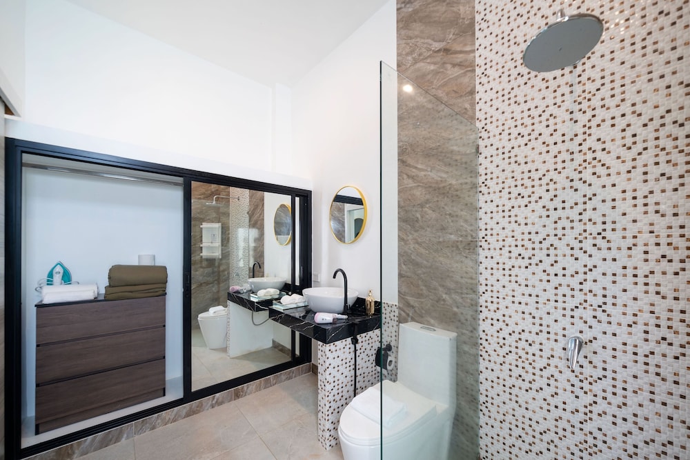 Bali Style 4BR Pool Villa Serenity Rawai