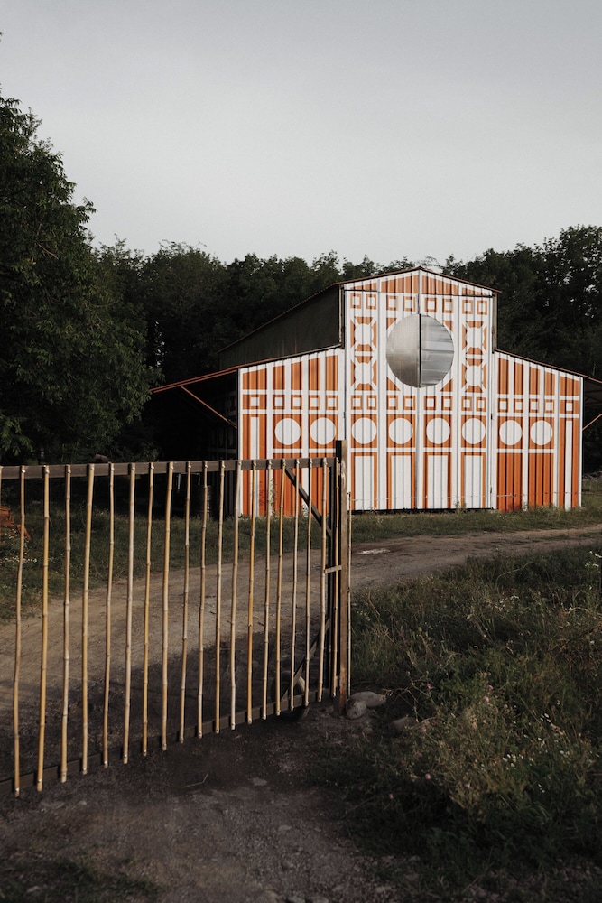 Chateau Chapiteau