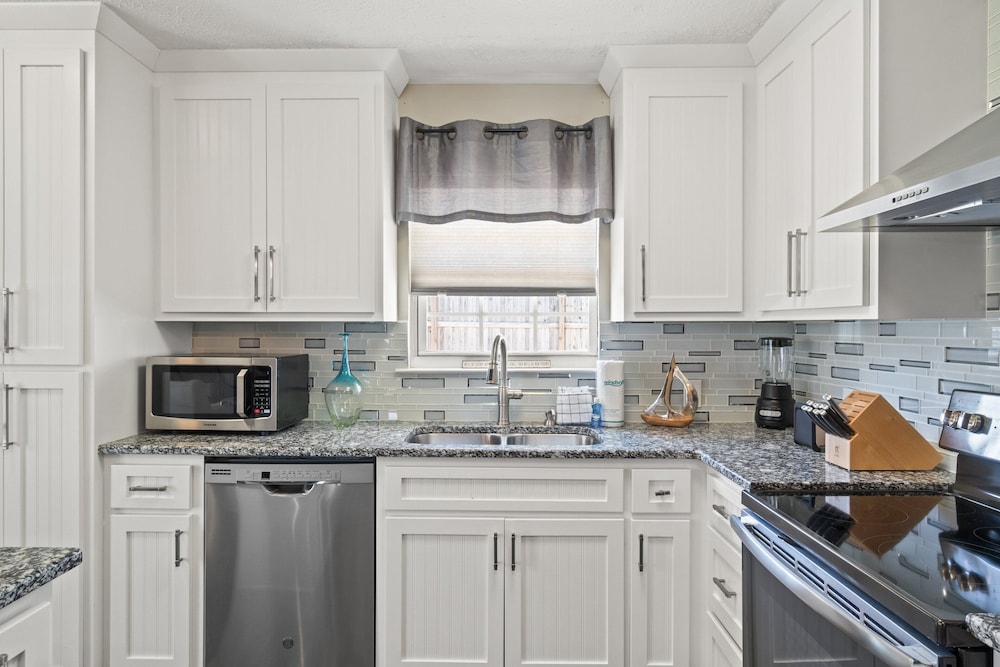 Beachy Bonanza by Book That Condo