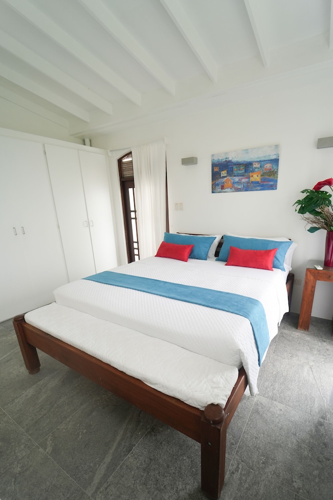 Villa Being - Tobago Luxury B&B