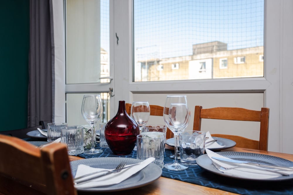 Spacious 3 Bedroom Flat in the Heart of Shoreditch