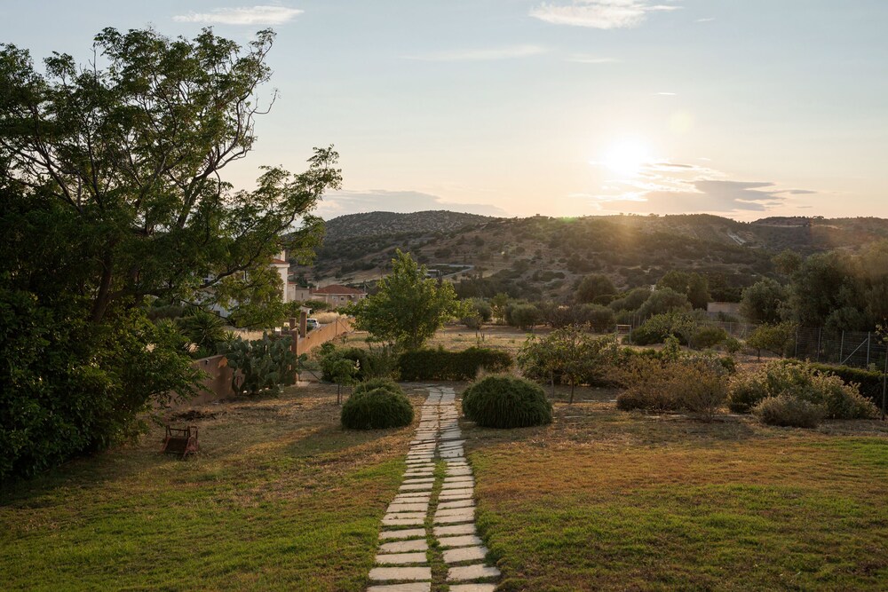 Calm Retreat Villa Lagonisi