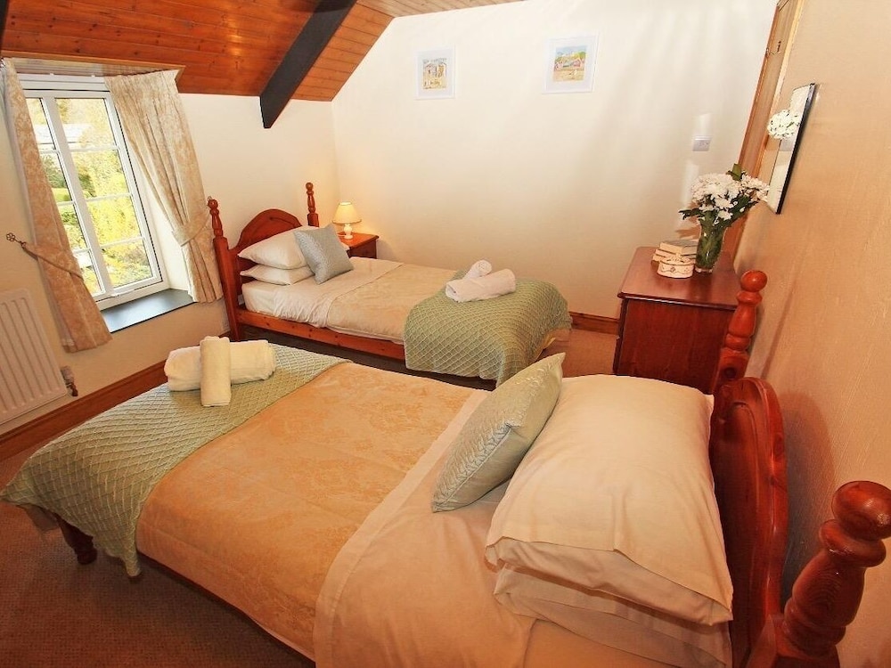 Nanparra Cottage view 2