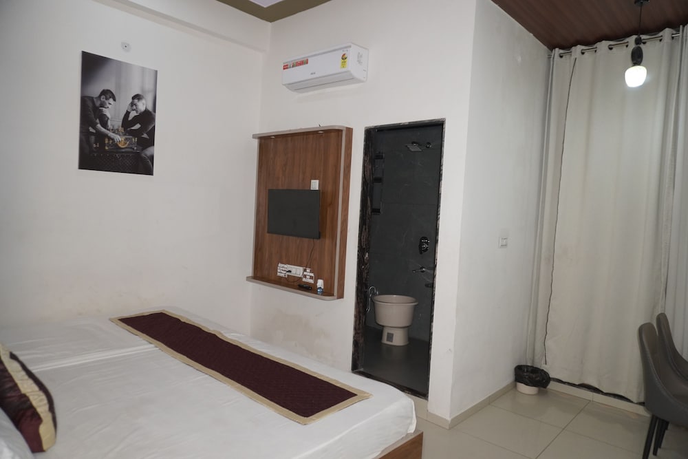 Hotel Hanuman Palace