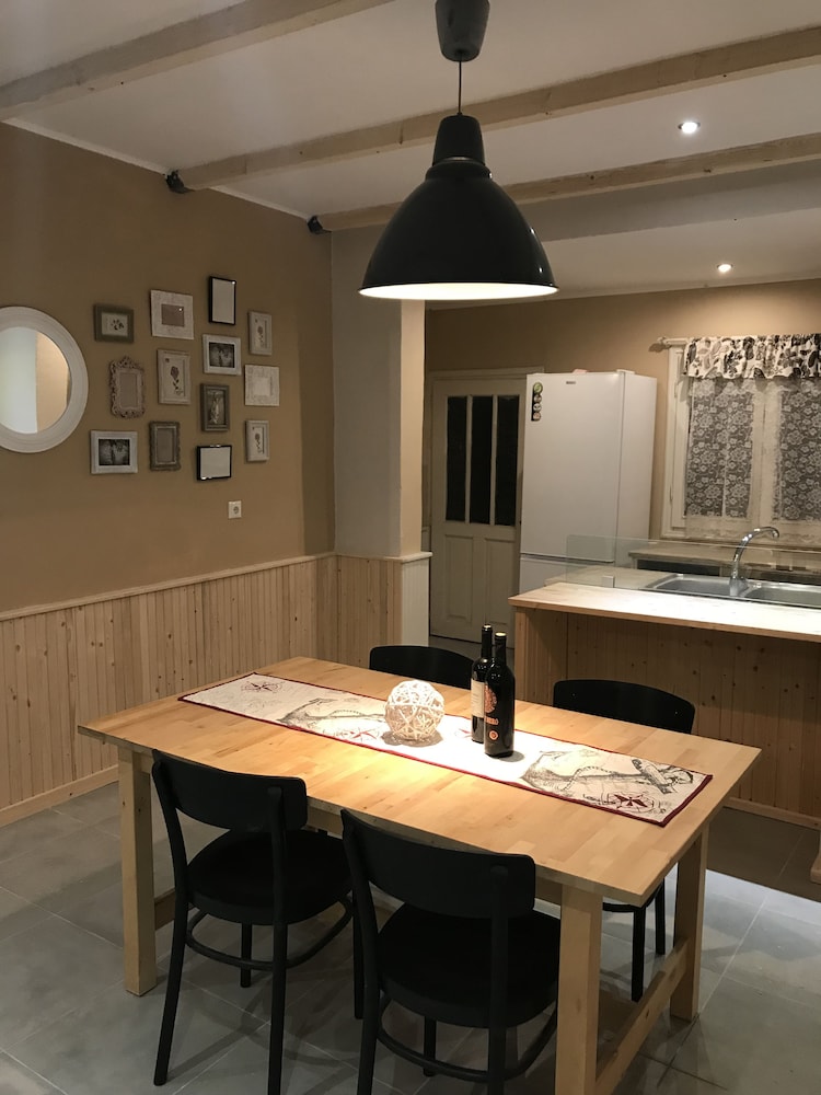 Stathis Home