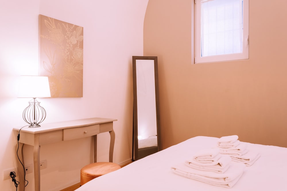 Elegante Appartamento Alle Due Torri By Wonderful Italy view 5