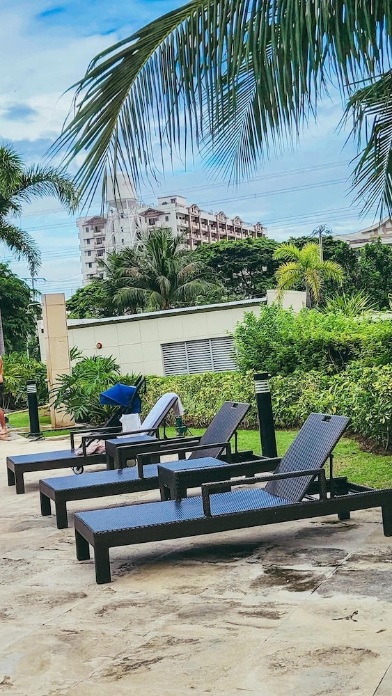 East Bay Residences