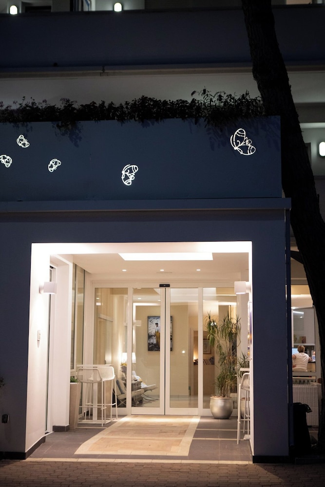 Hotel Eros Residence